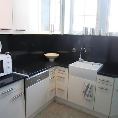 빌라 Spacious Spa Villa With Garden