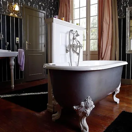 Spacious Spa Villa With Garden 빌라 스파